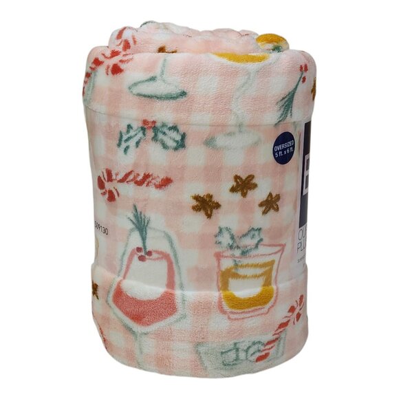 The Big One Oversized Plush Throw Blanket 5 X 6' Faux Fur Pink Holiday Cocktails - Picture 2 of 10